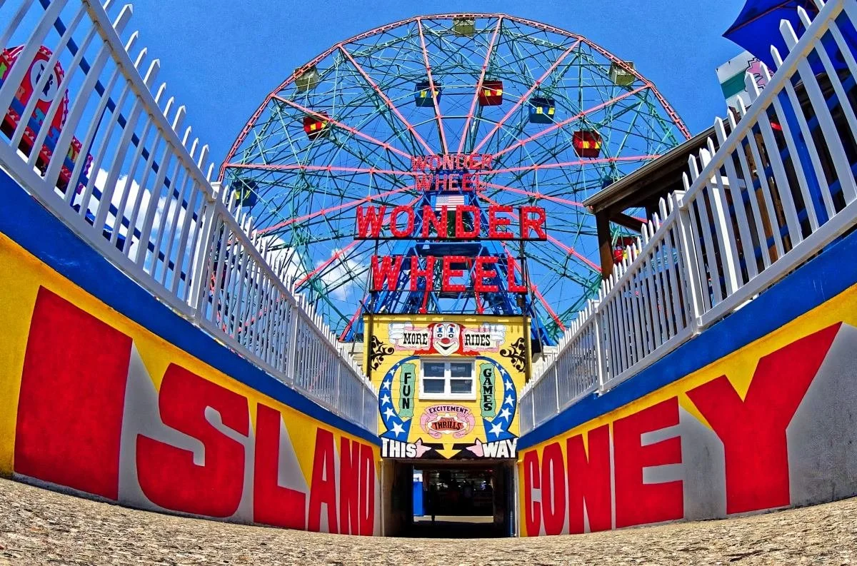 Deno's Wonder Wheel Amusement Park