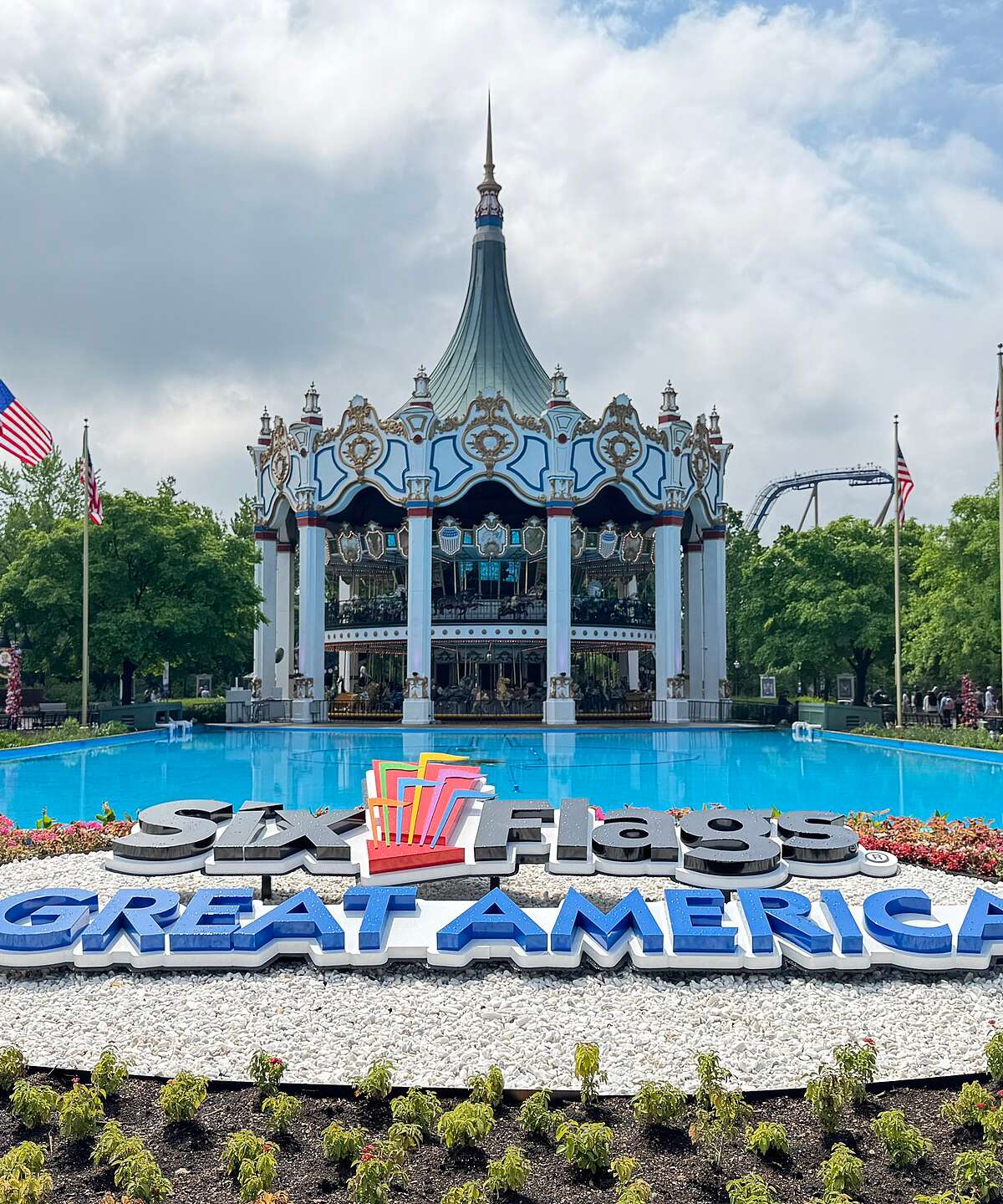 Hurricane Harbor Chicago